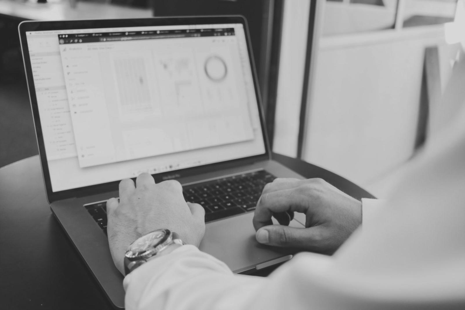 Bureau de conseil financier à Cléder